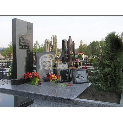 Креативный памятник 39 — ritualum.ru